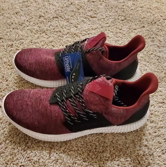 Adidas CloudFoam running shoes - Picture 2 of 4